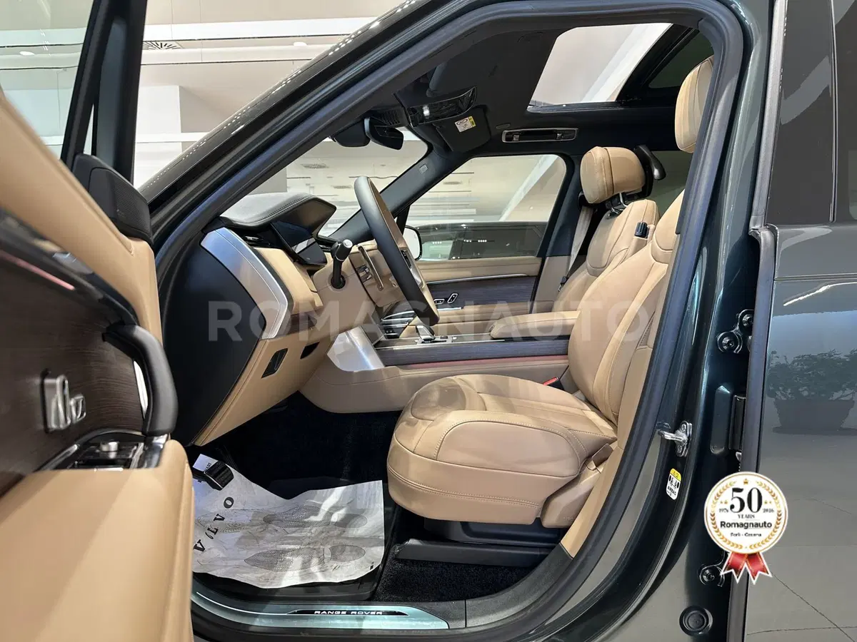 Land Rover Range Rover nuova a Forlì-Cesena (14)