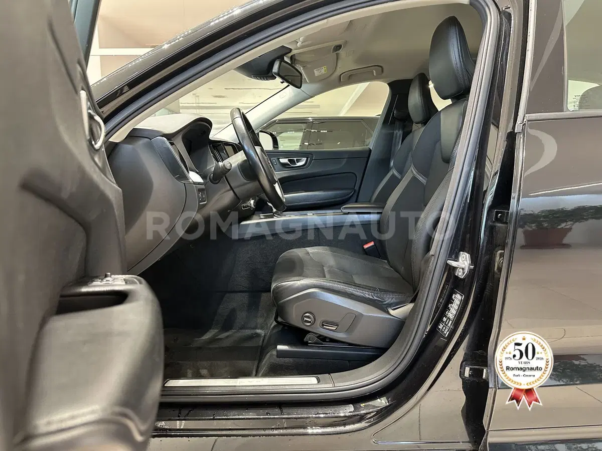 Volvo XC60 usata a Forlì-Cesena (14)