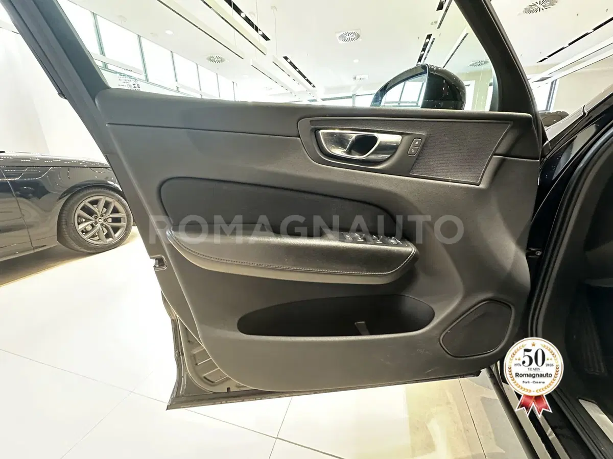 Volvo XC60 usata a Forlì-Cesena (15)