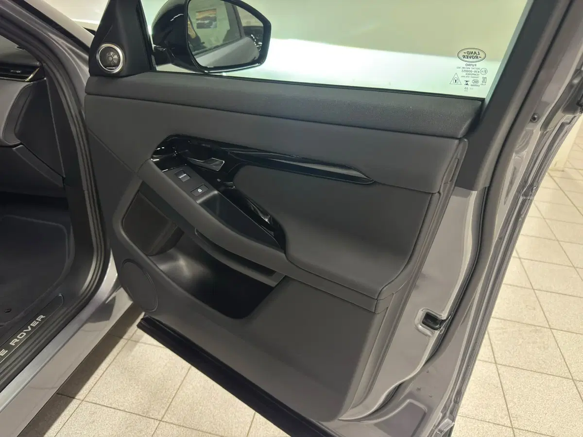 Land Rover Range Rover Evoque usata a Novara (11)