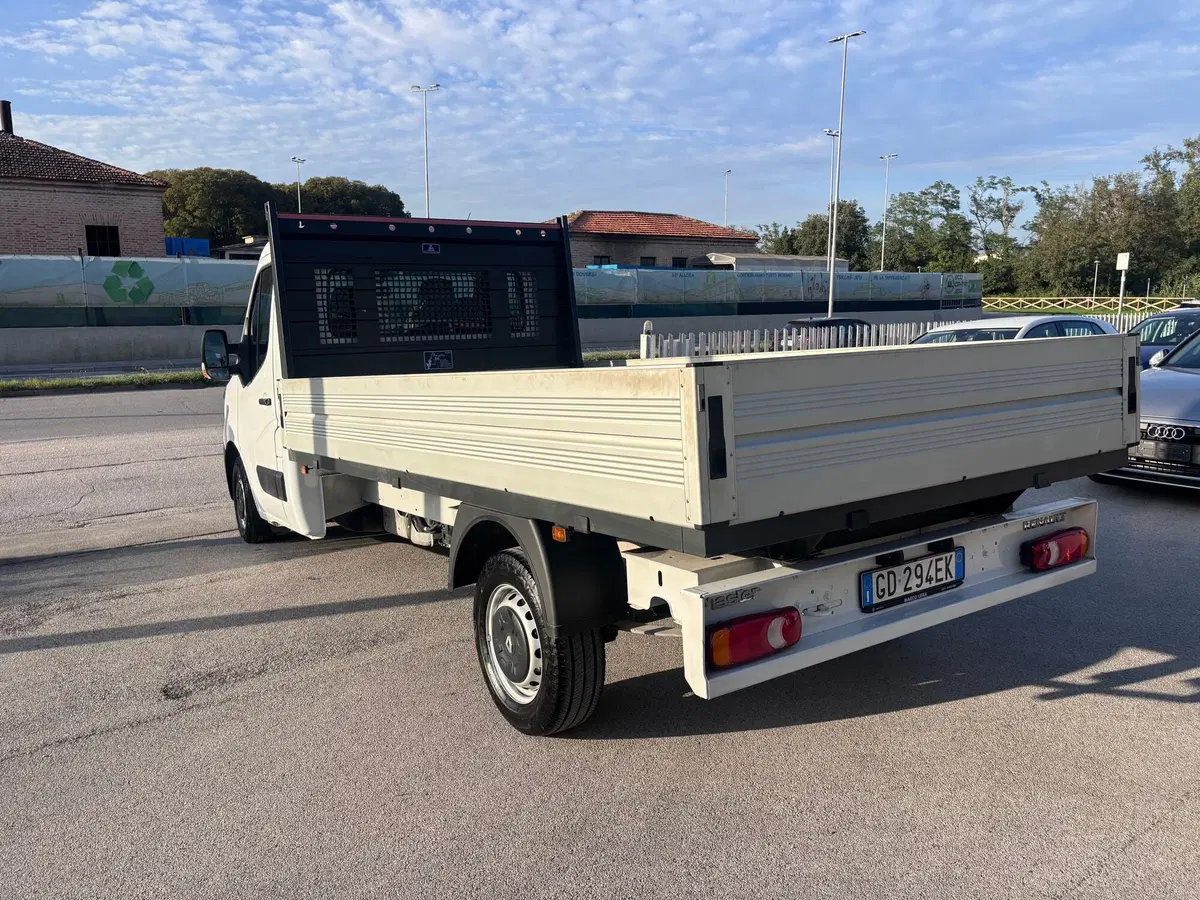 Renault Master Telaio usata a Ancona (7)