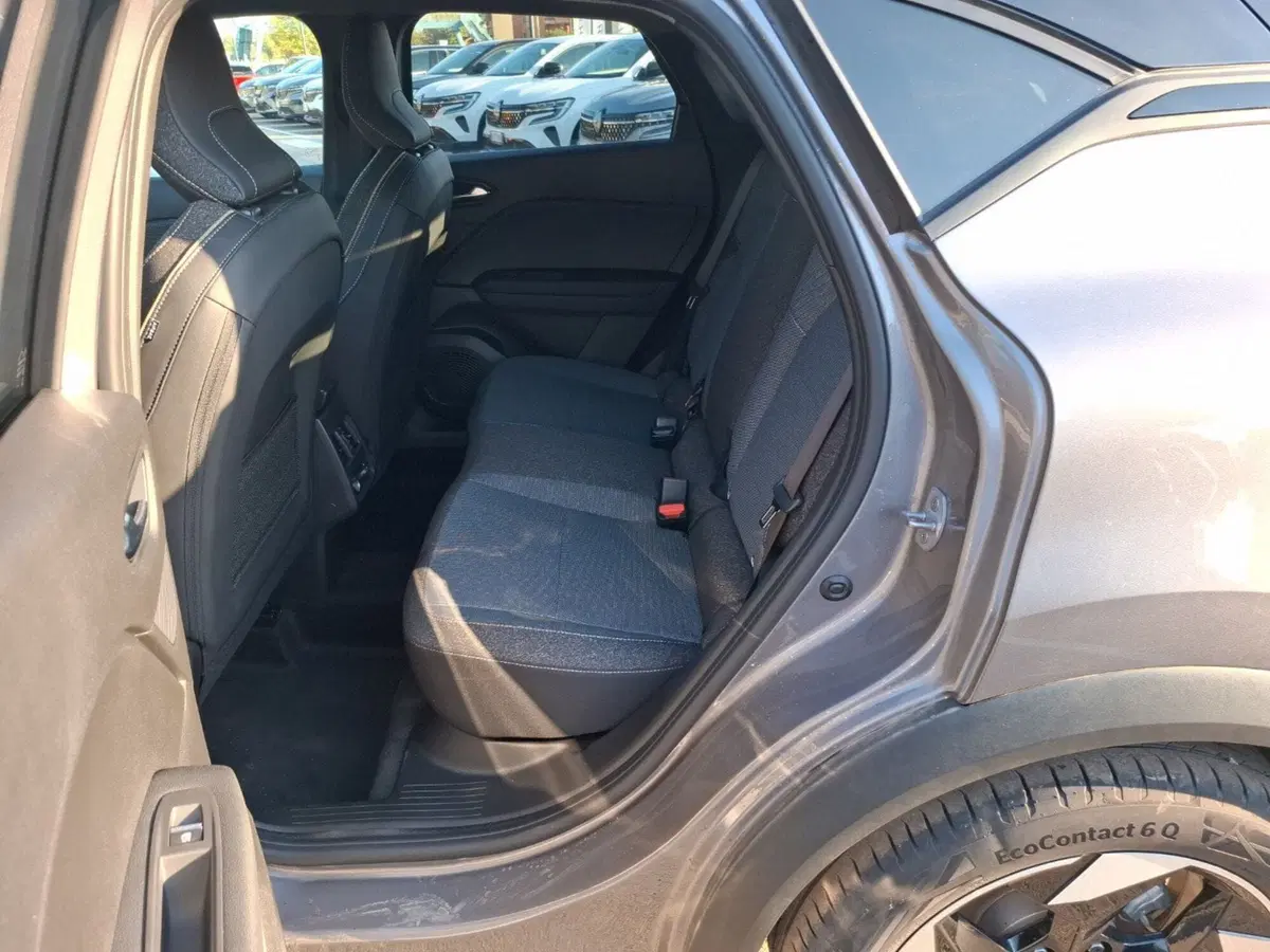 Renault Captur nuova a Latina (17)