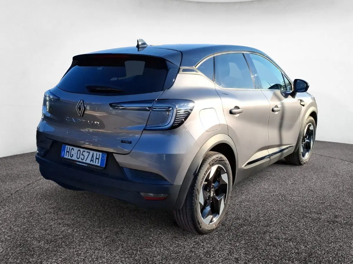 Renault Captur nuova a Latina (3)