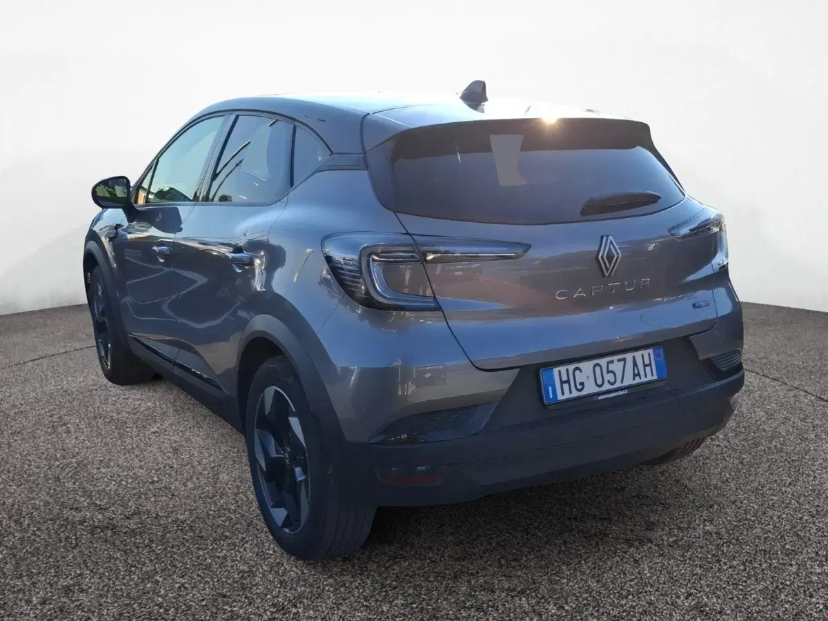 Renault Captur nuova a Latina (4)