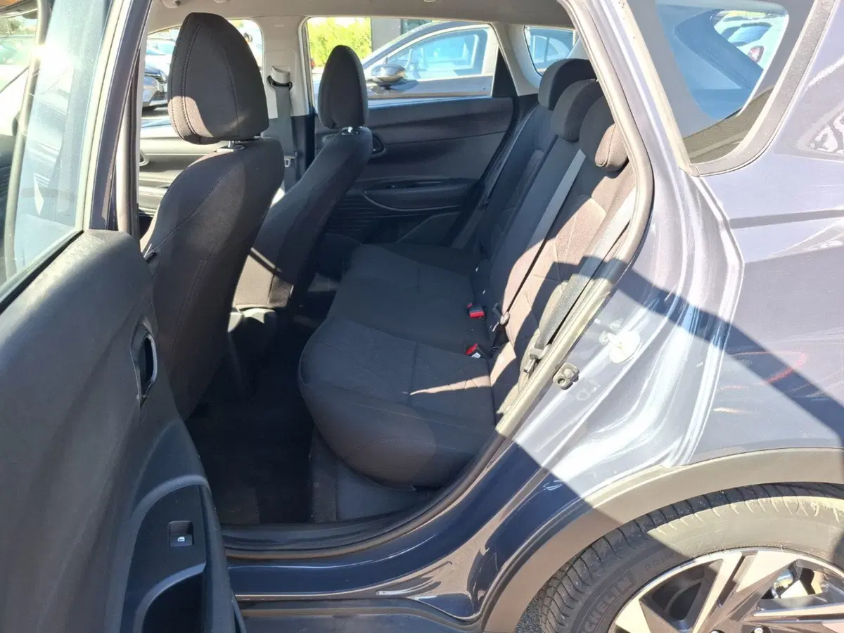Hyundai Bayon usata a Latina (17)