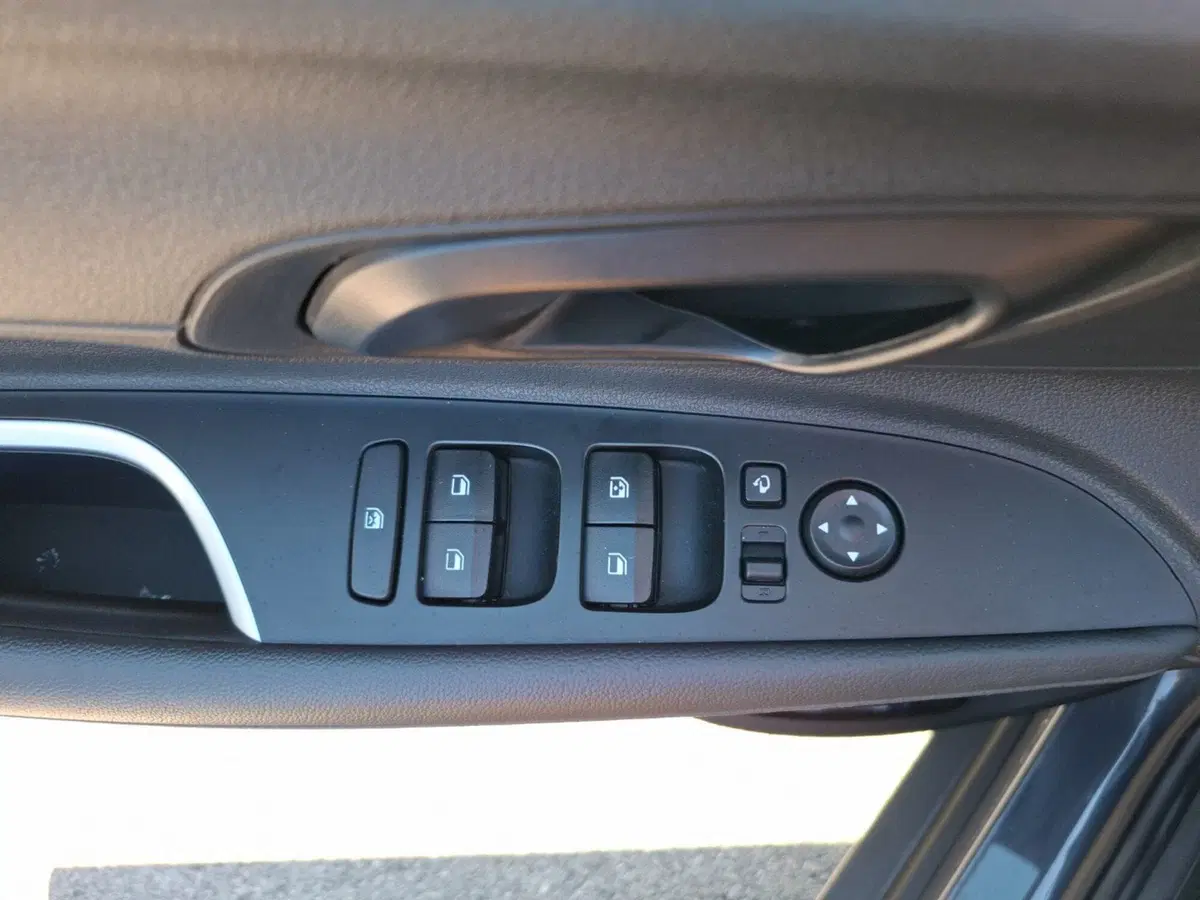 Hyundai Bayon usata a Latina (20)