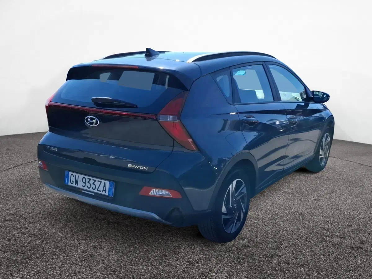 Hyundai Bayon usata a Latina (3)