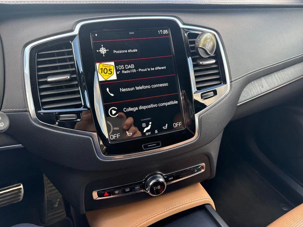 Volvo XC90 usata a Reggio Calabria (9)
