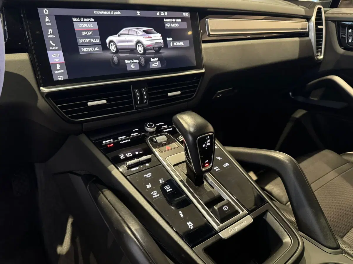 Porsche Cayenne usata a Firenze (18)
