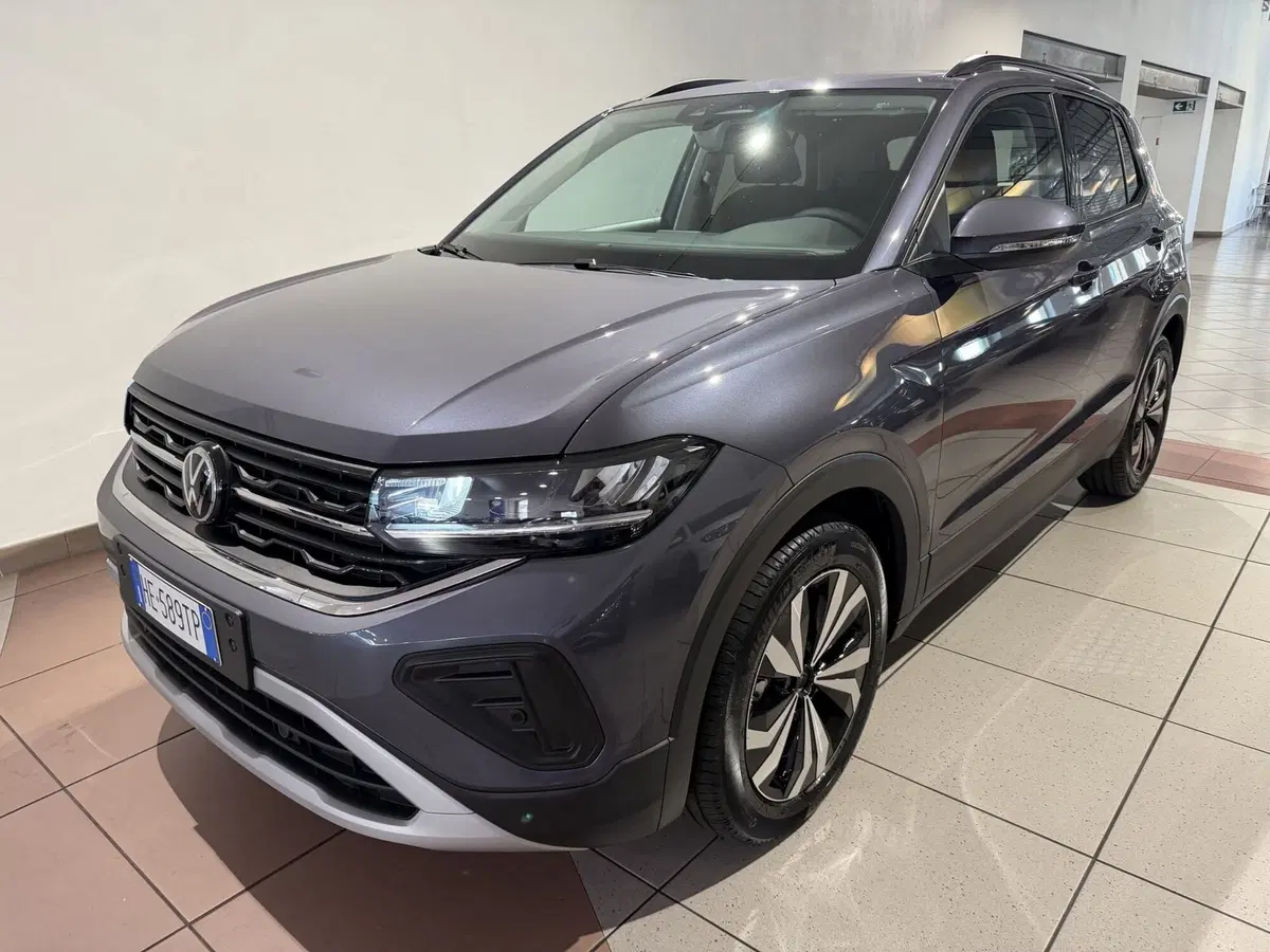Volkswagen T-Cross nuova a Genova