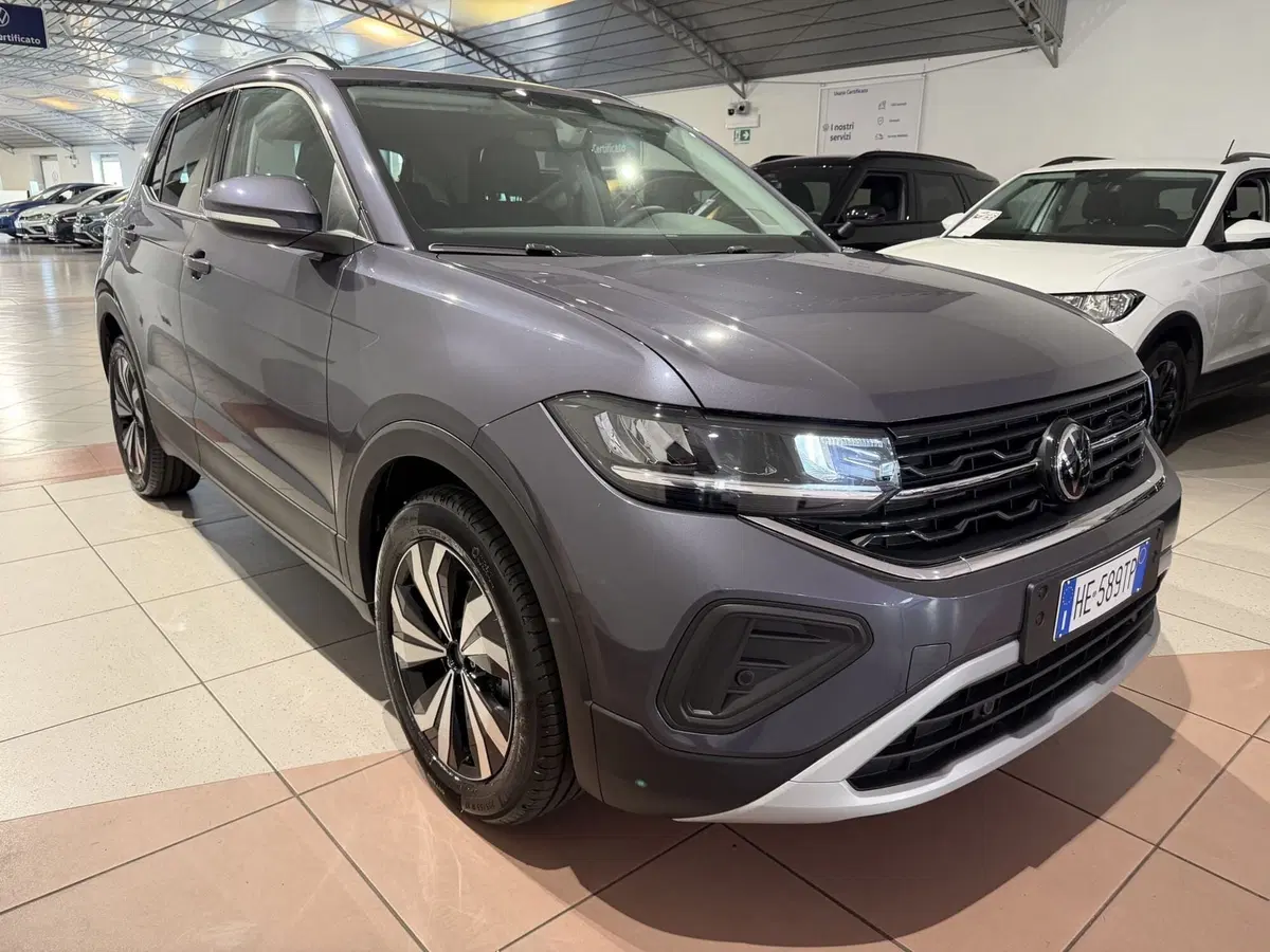 Volkswagen T-Cross nuova a Genova (6)