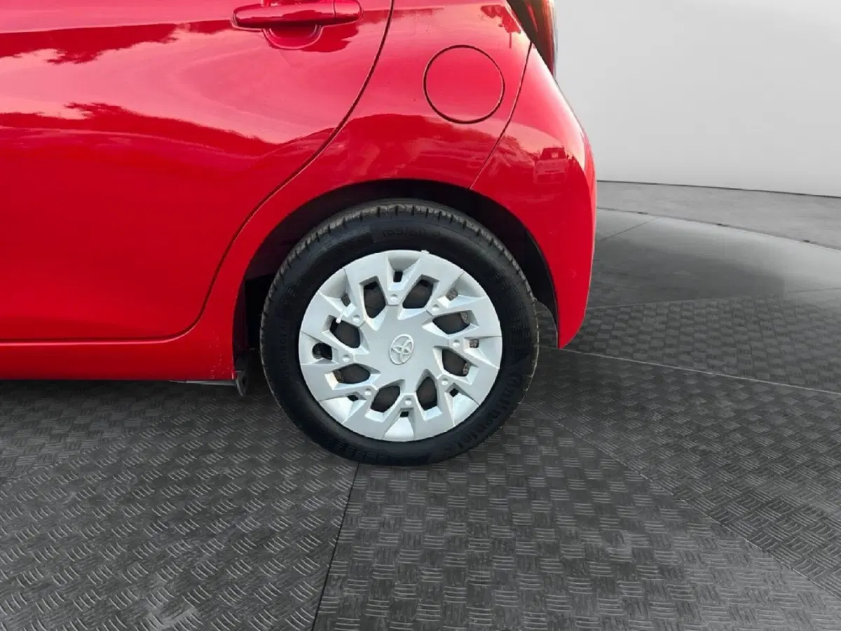 Toyota Aygo usata a Roma (9)