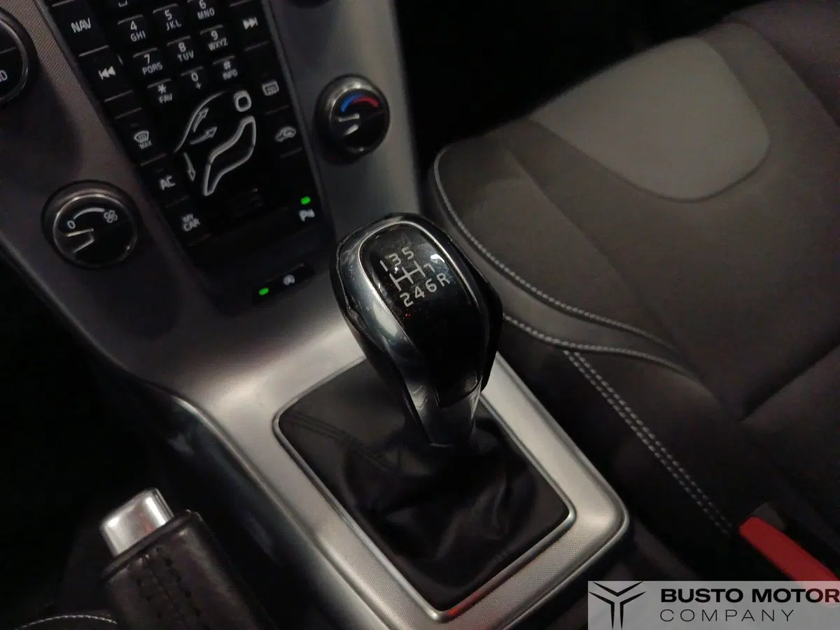 Volvo V40 usata a Varese (15)