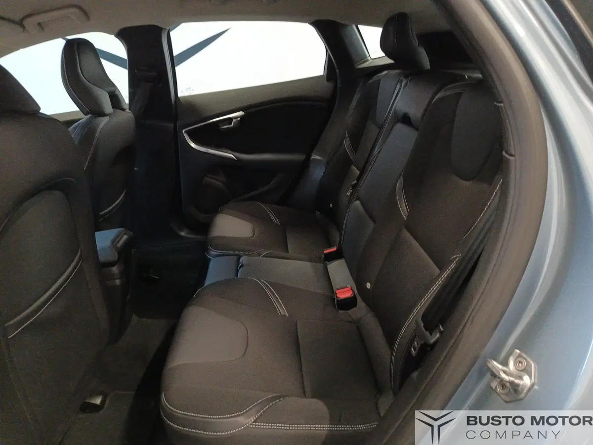 Volvo V40 usata a Varese (9)