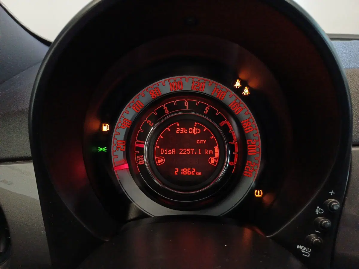 Fiat 500 usata a Varese (12)