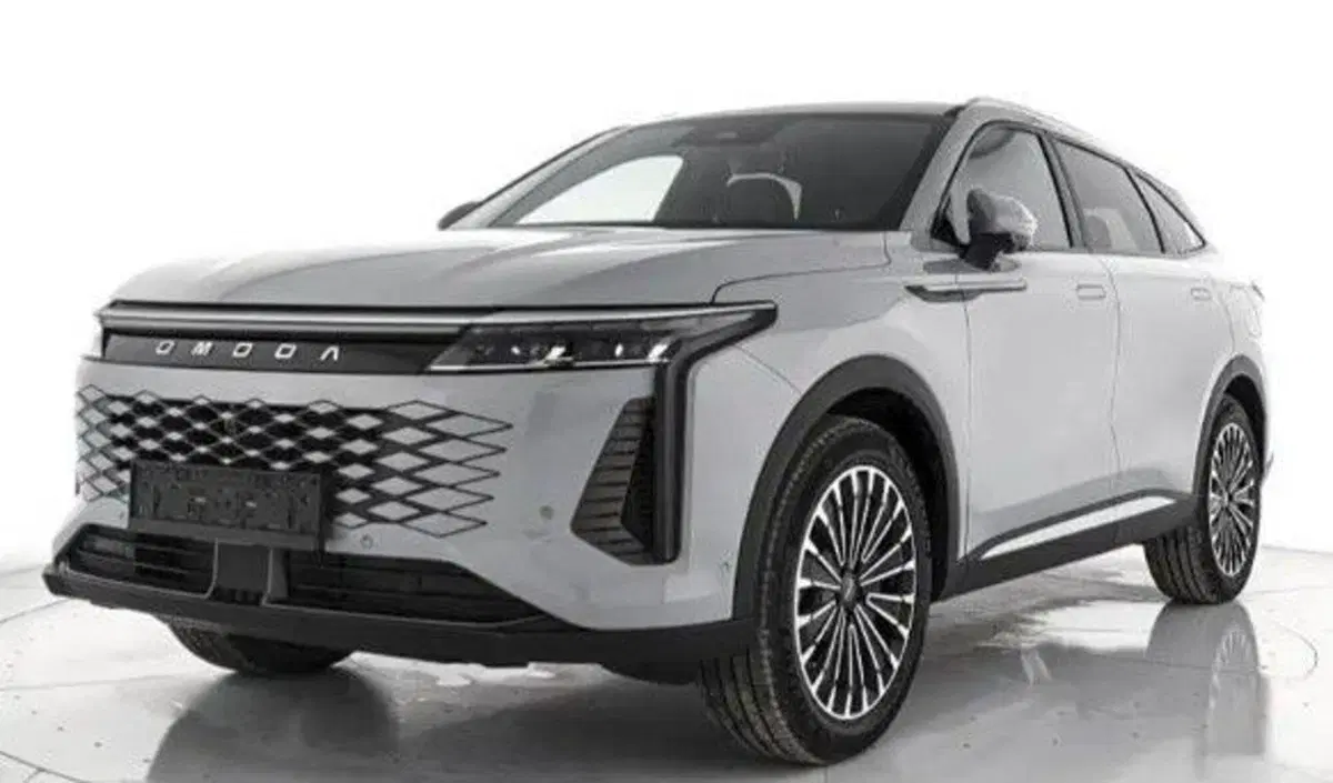 Omoda Omoda 9 SHS-P nuova a Bologna (3)