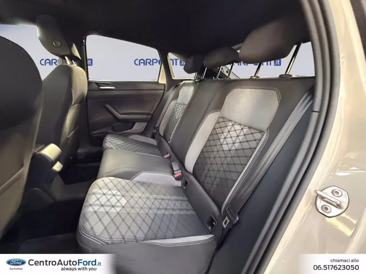 Volkswagen Taigo usata a Roma (13)