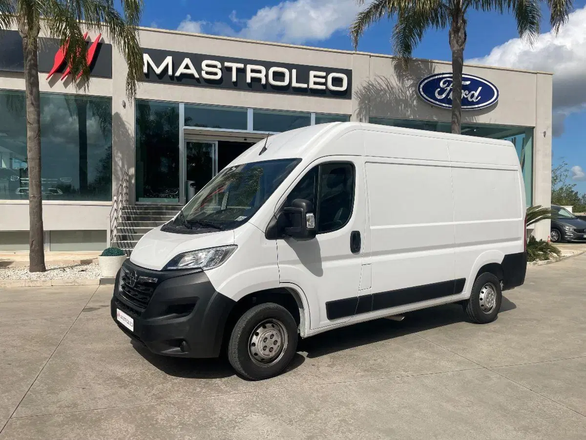 Opel Movano Furgone usata a Lecce (3)