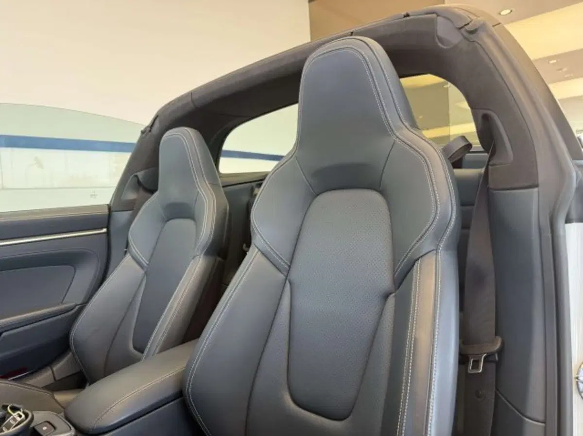 Porsche 911 Cabrio usata a Torino (9)
