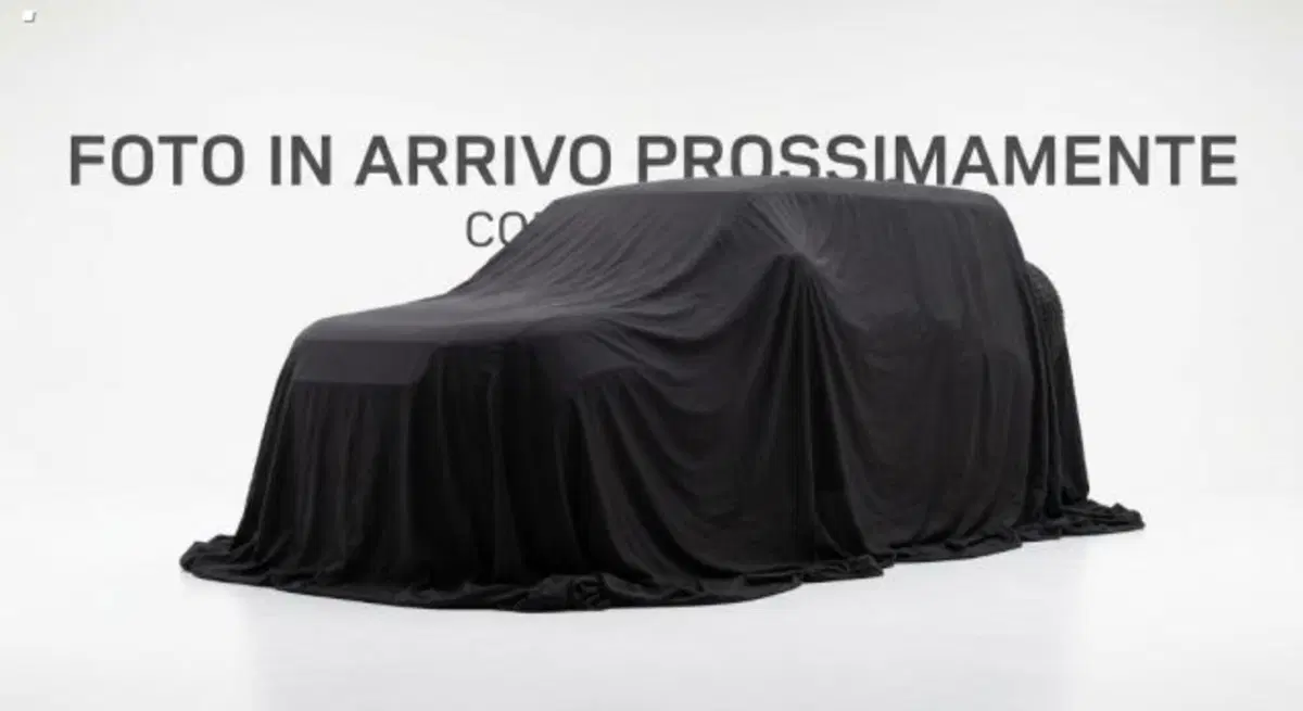 Land Rover Defender usata a Lucca