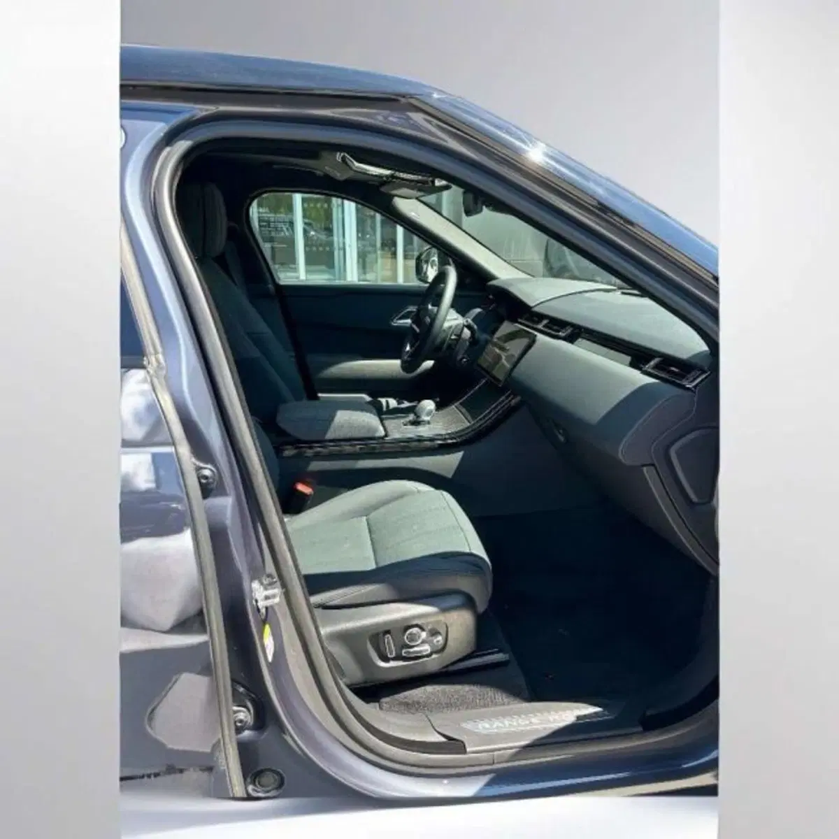 Land Rover Range Rover Velar usata a Firenze (3)