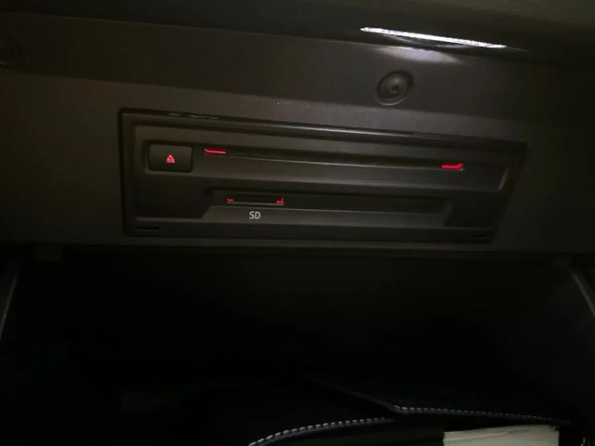 Volkswagen T-Cross usata a Cuneo (16)