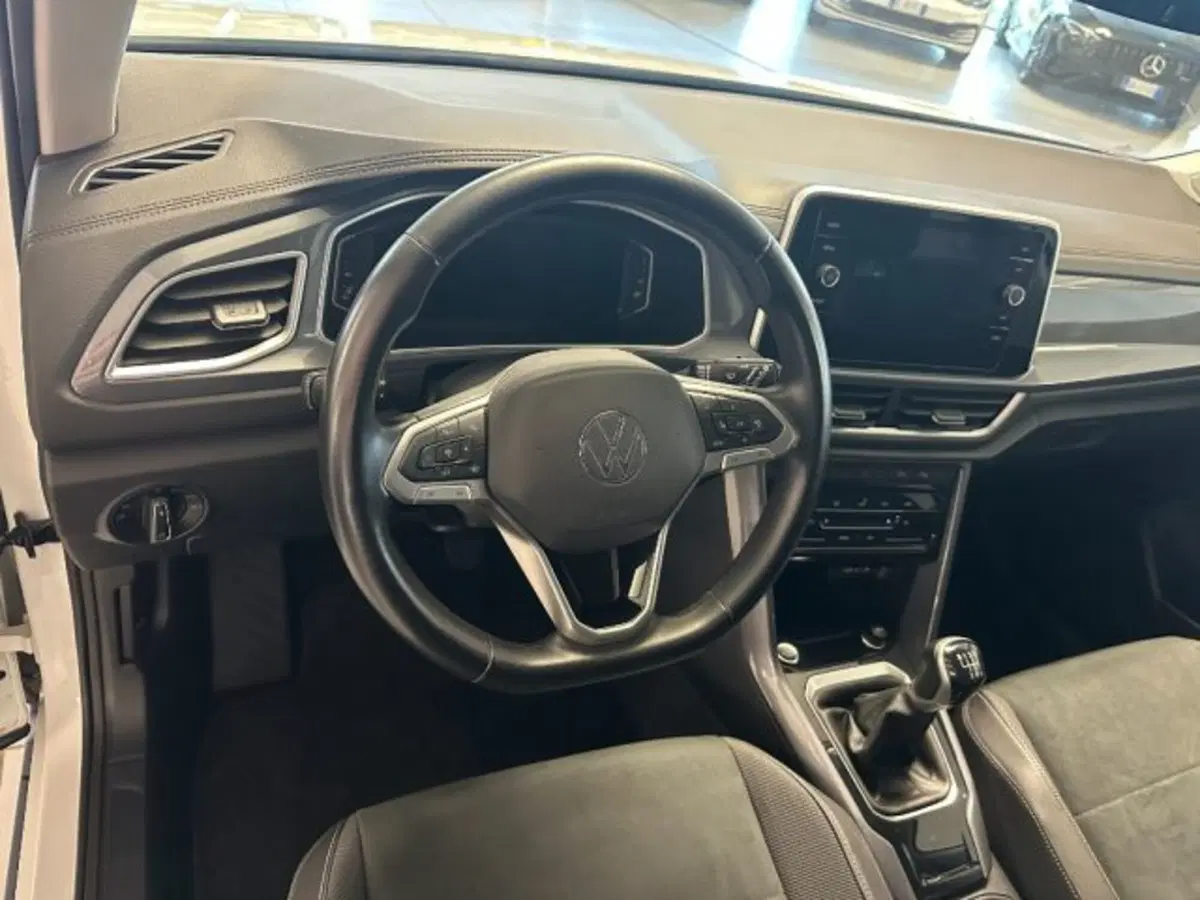 Volkswagen T-Roc usata a Cuneo (10)