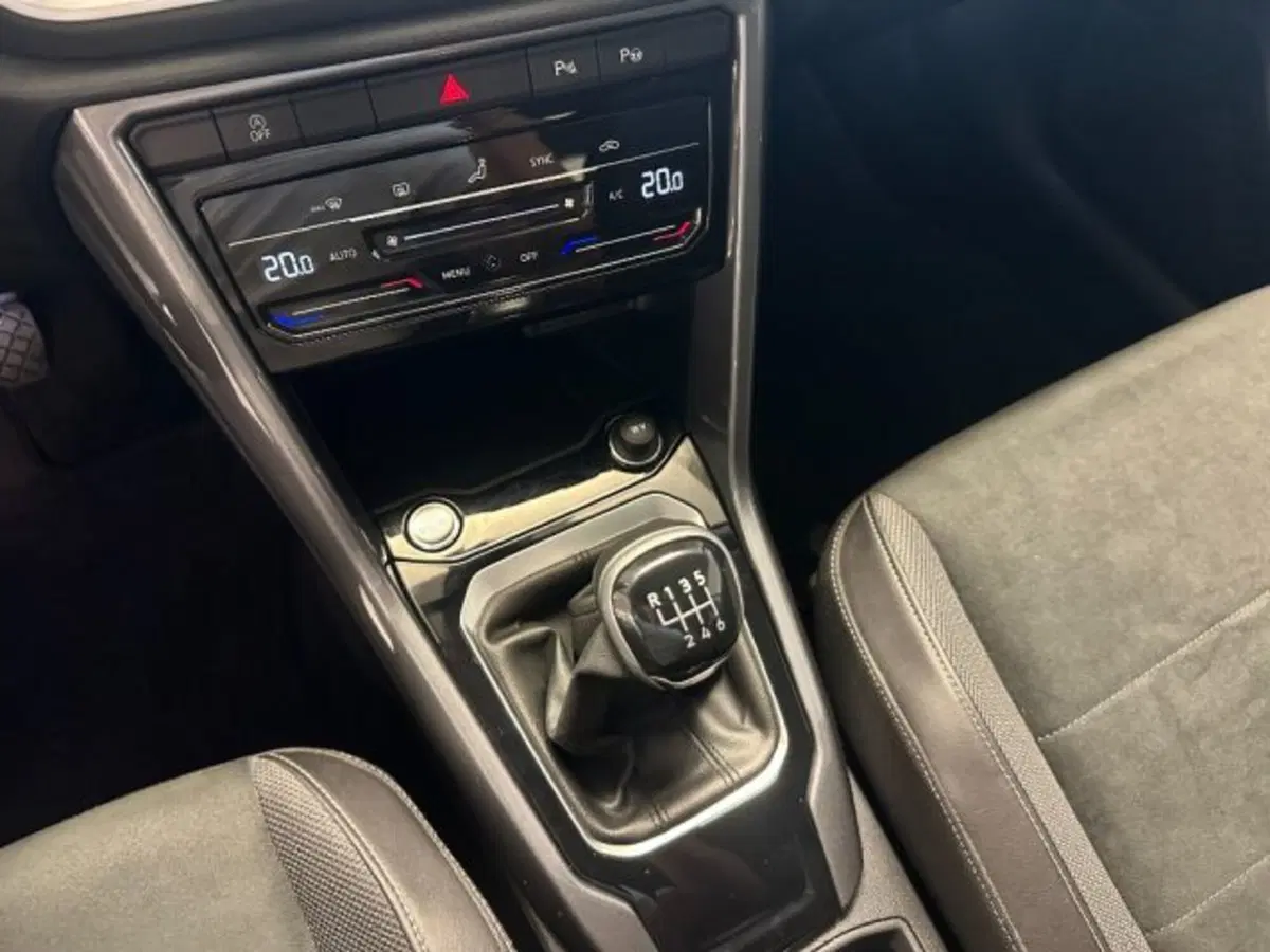 Volkswagen T-Roc usata a Cuneo (15)