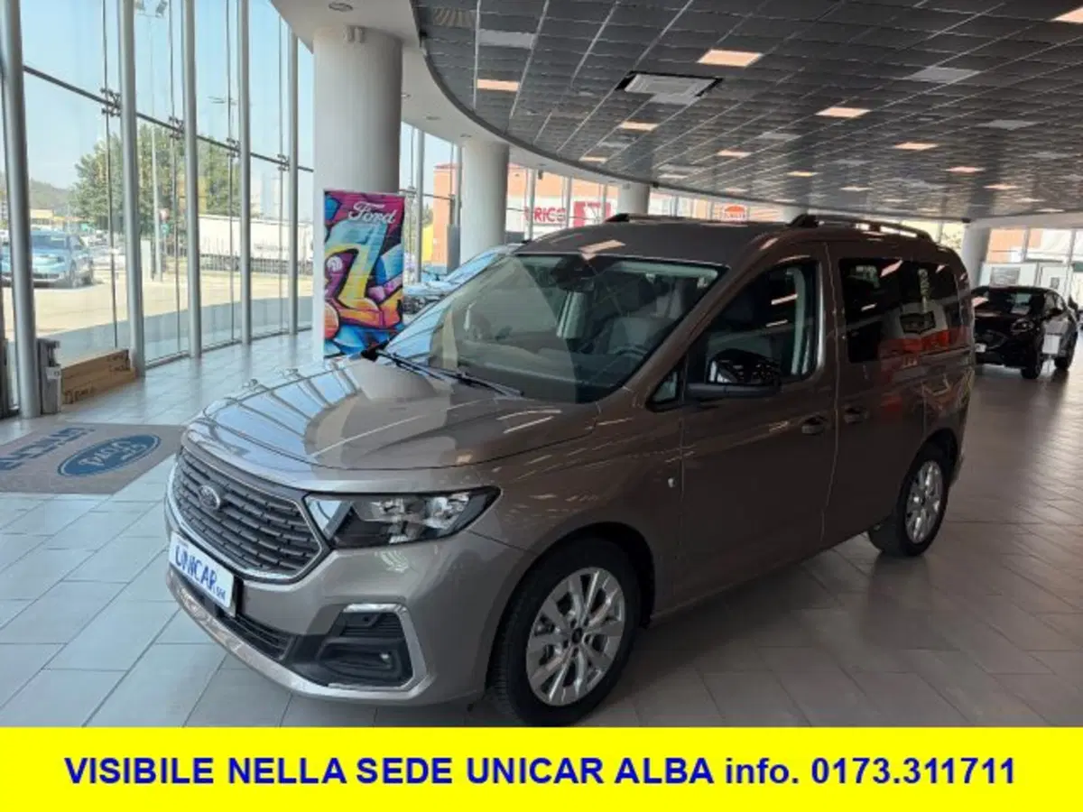 Ford Tourneo Connect nuova a Cuneo