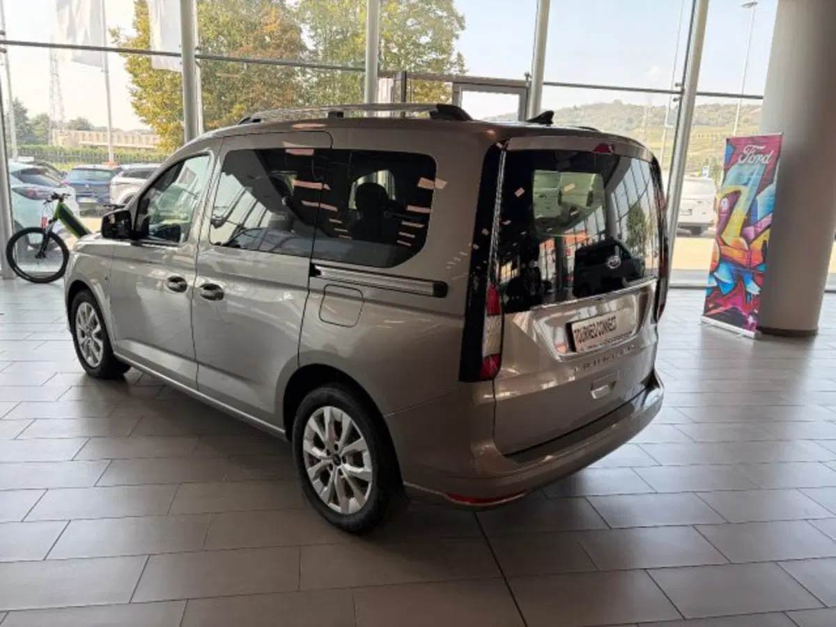 Ford Tourneo Connect nuova a Cuneo (4)