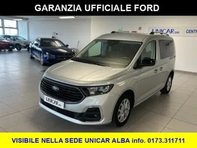 Ford Tourneo Connect 2.0 EcoBlue 122 CV Titanium del 2023 usata a Alba