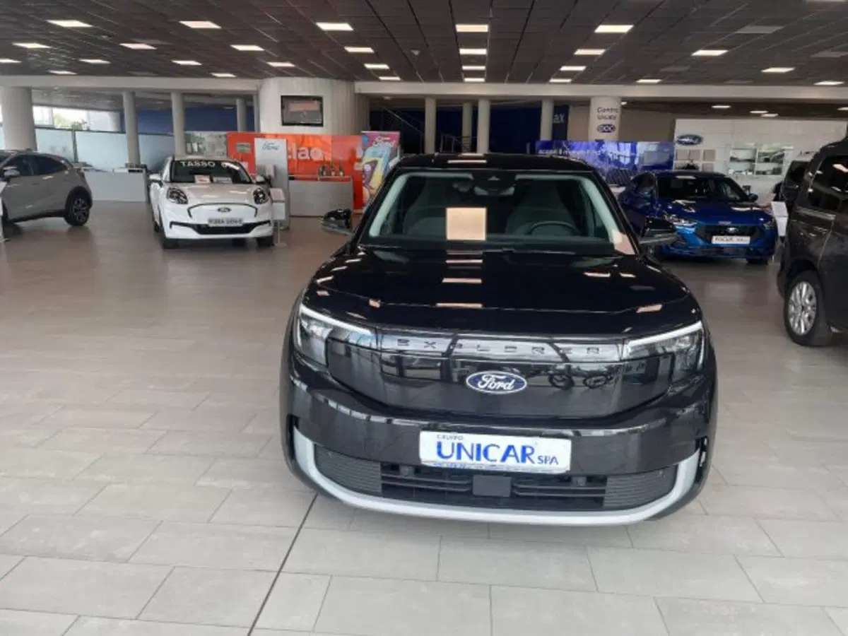 Ford Explorer nuova a Cuneo (3)