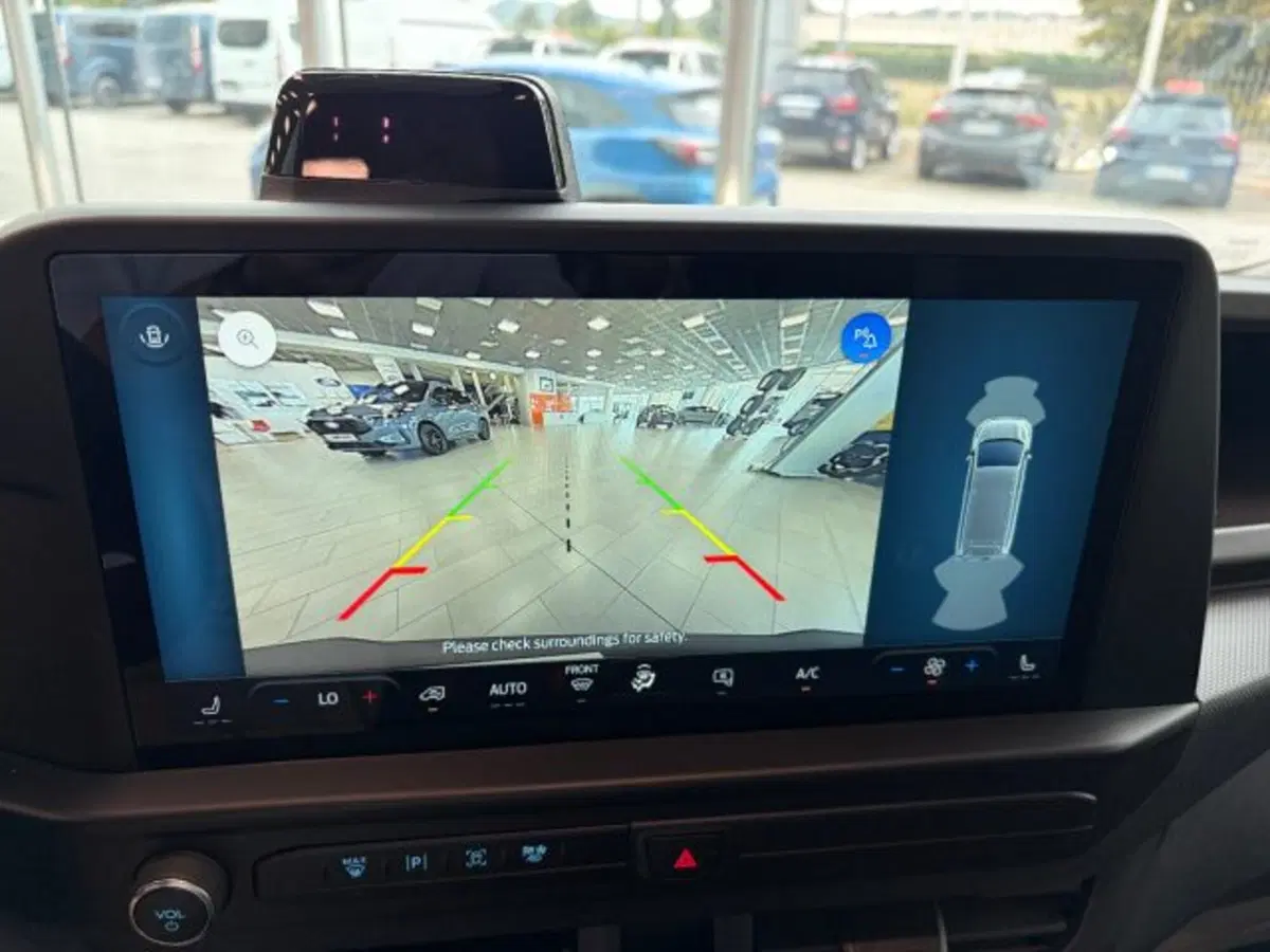 Ford E-Transit Custom Furgone nuova a Cuneo (12)