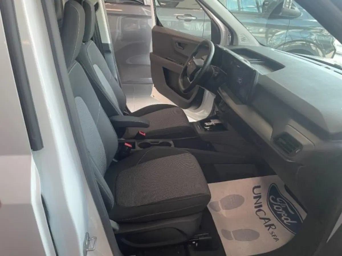 Ford E-Transit Custom  nuova a Cuneo (10)