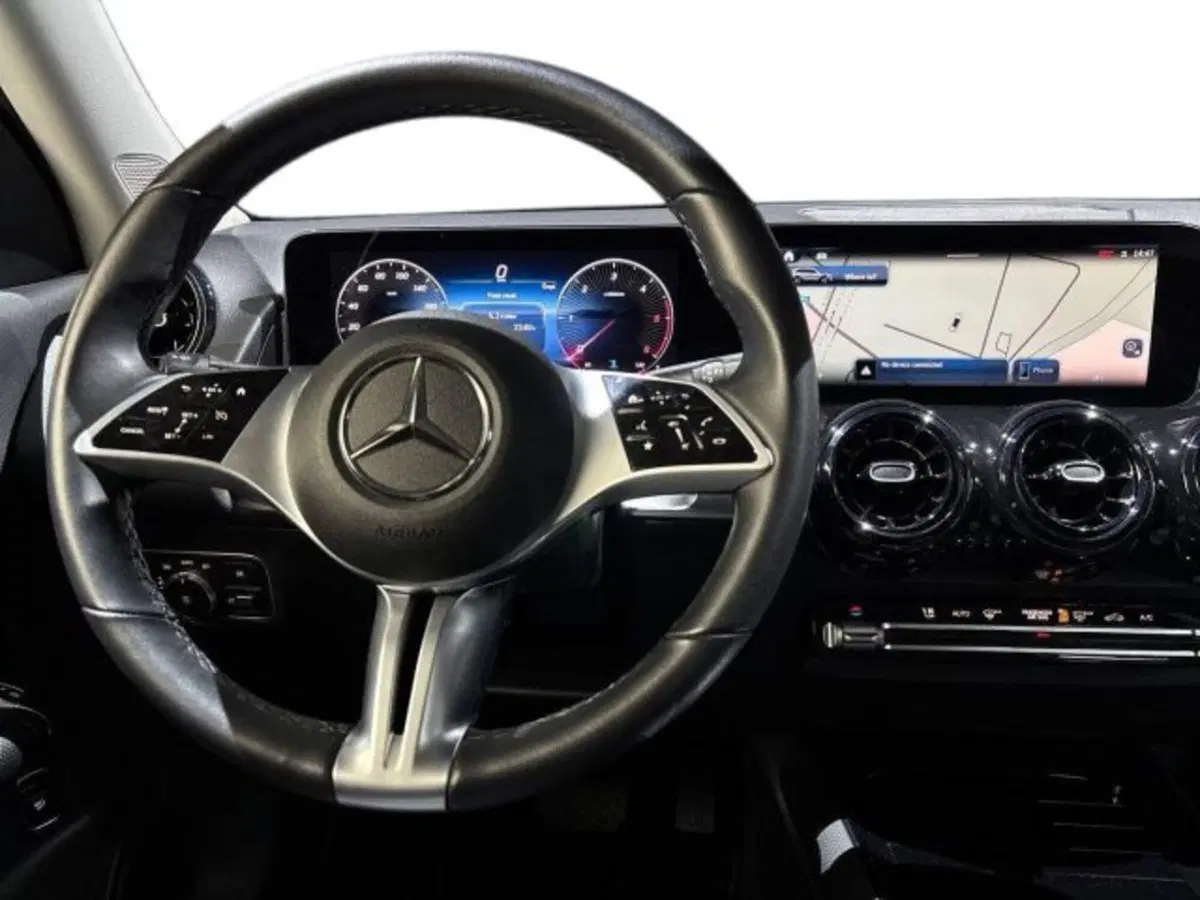 Mercedes-Benz GLB usata a Bologna (11)