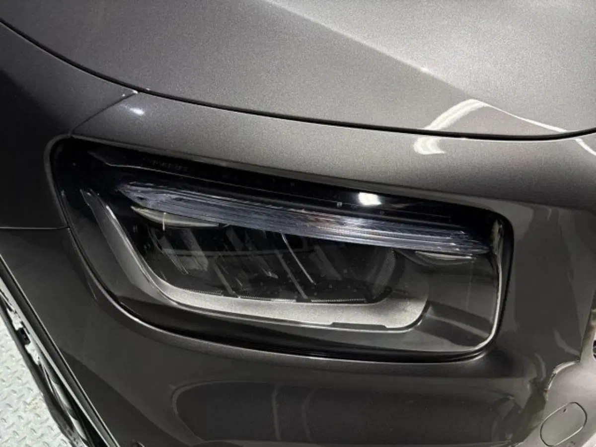 Mercedes-Benz GLB usata a Bologna (7)