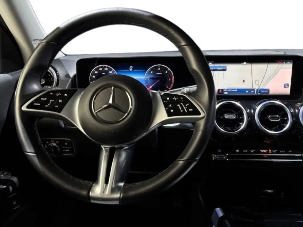 Mercedes-Benz GLB usata a Bologna (11)