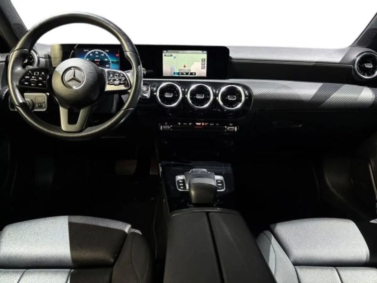 Mercedes-Benz Classe A usata a Bologna (9)
