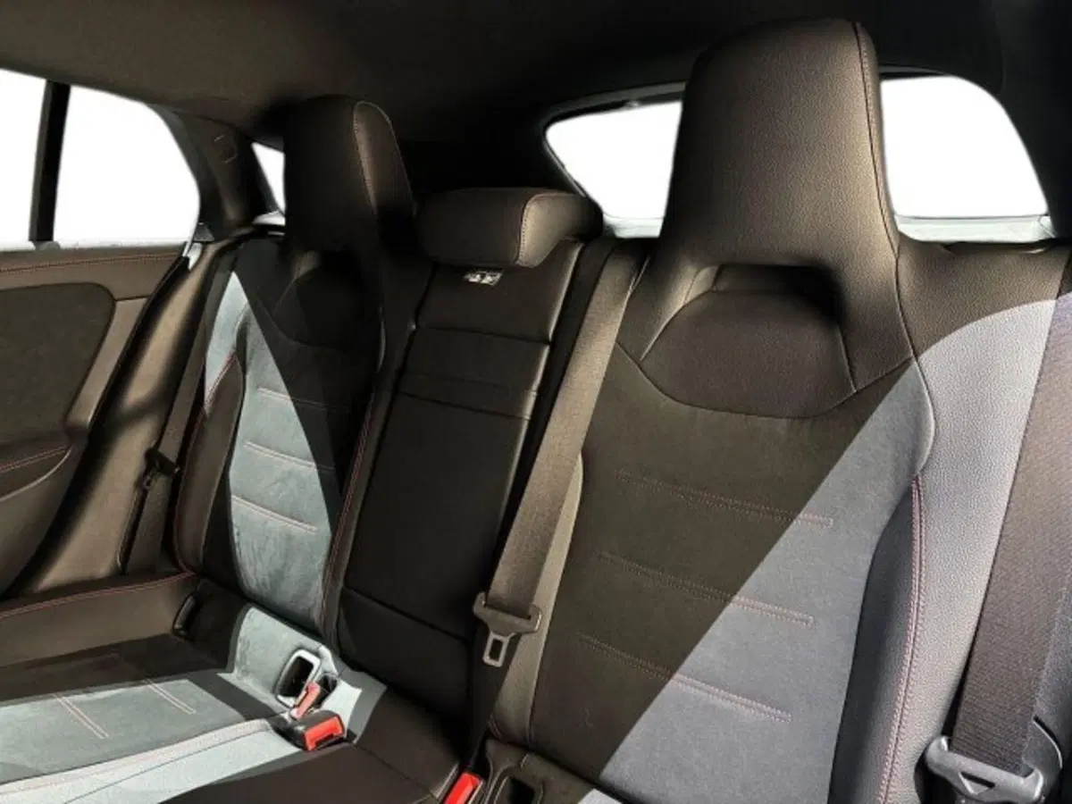 Mercedes-Benz CLA Shooting Brake usata a Bologna (16)