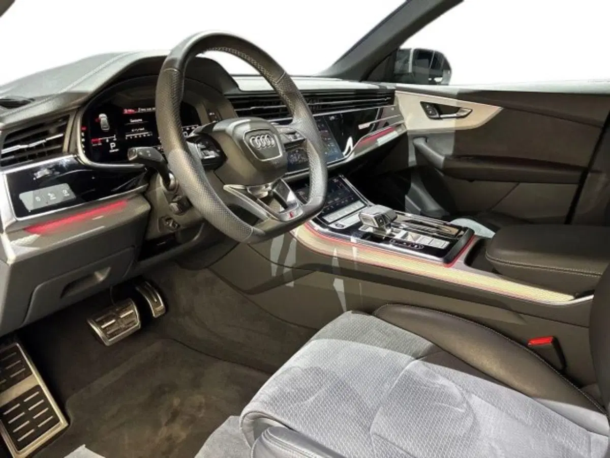 Audi Q8 usata a Bologna (11)
