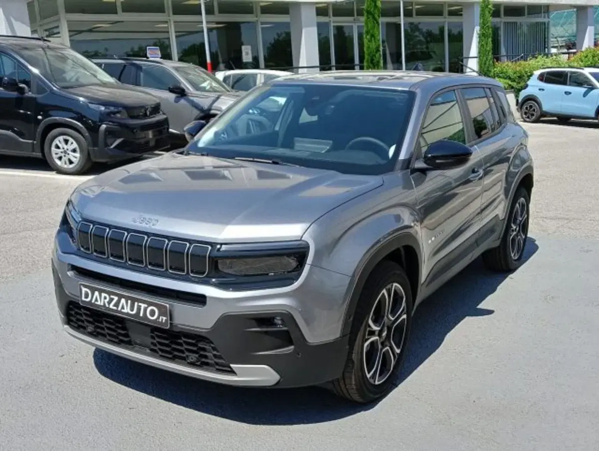 Jeep Avenger nuova a Brescia