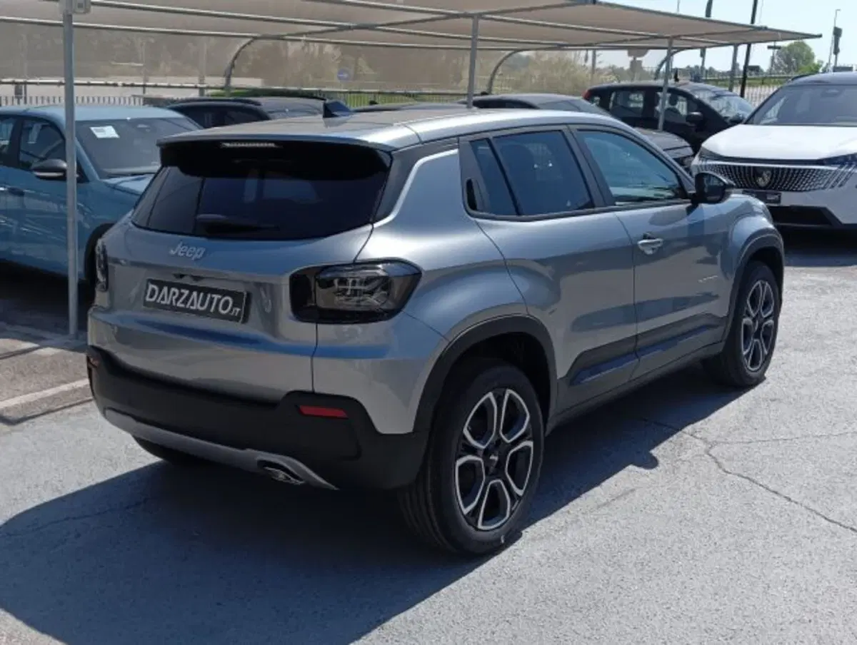 Jeep Avenger nuova a Brescia (5)