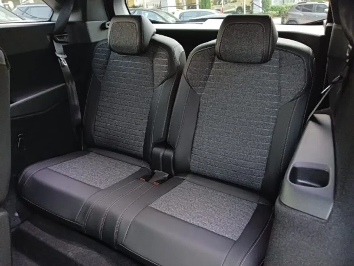 Peugeot 5008 nuova a Brescia (11)