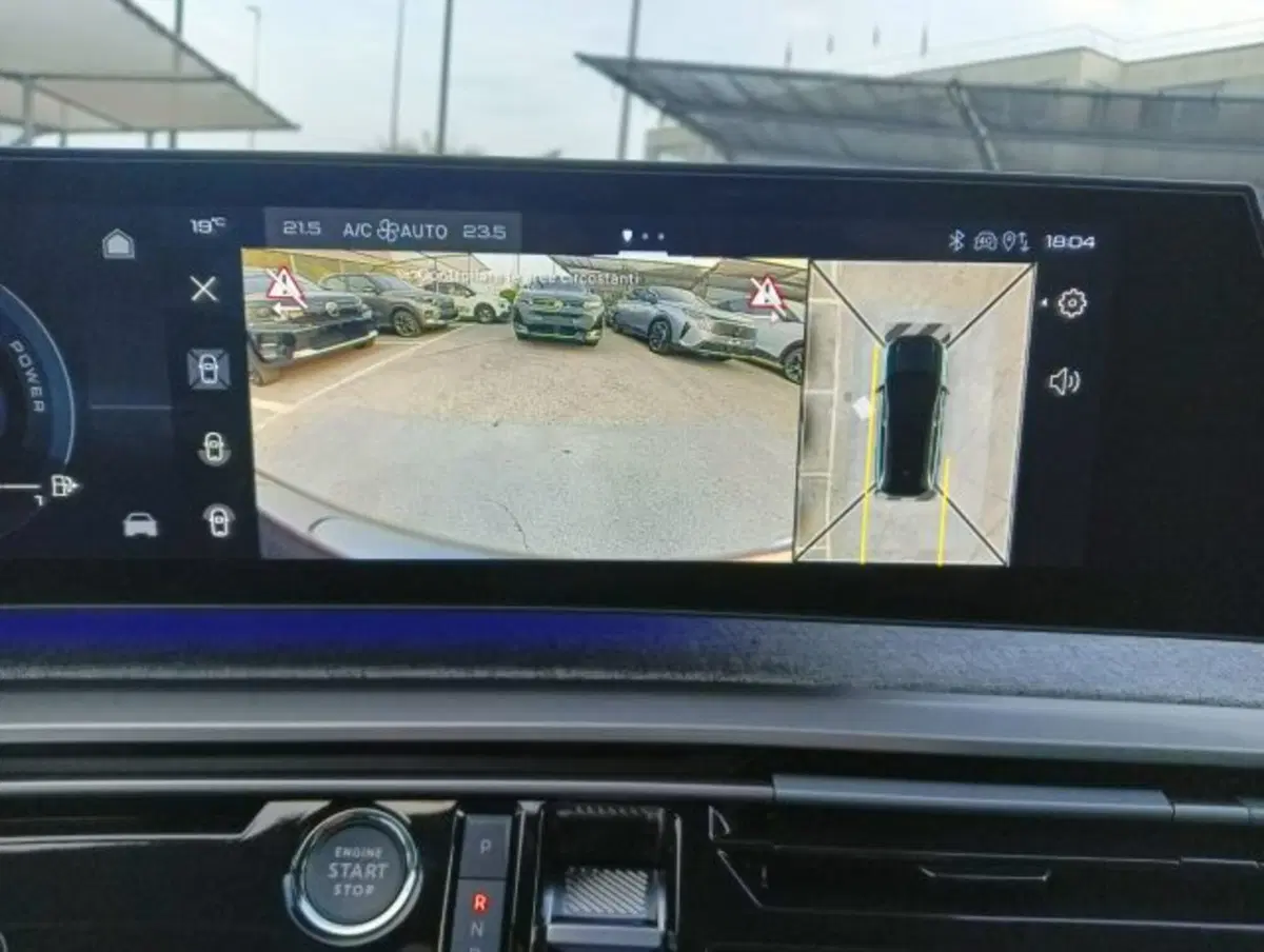 Peugeot 5008 nuova a Brescia (14)