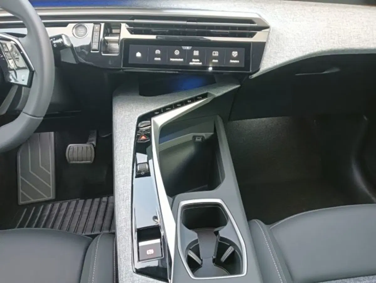 Peugeot 5008 nuova a Brescia (19)