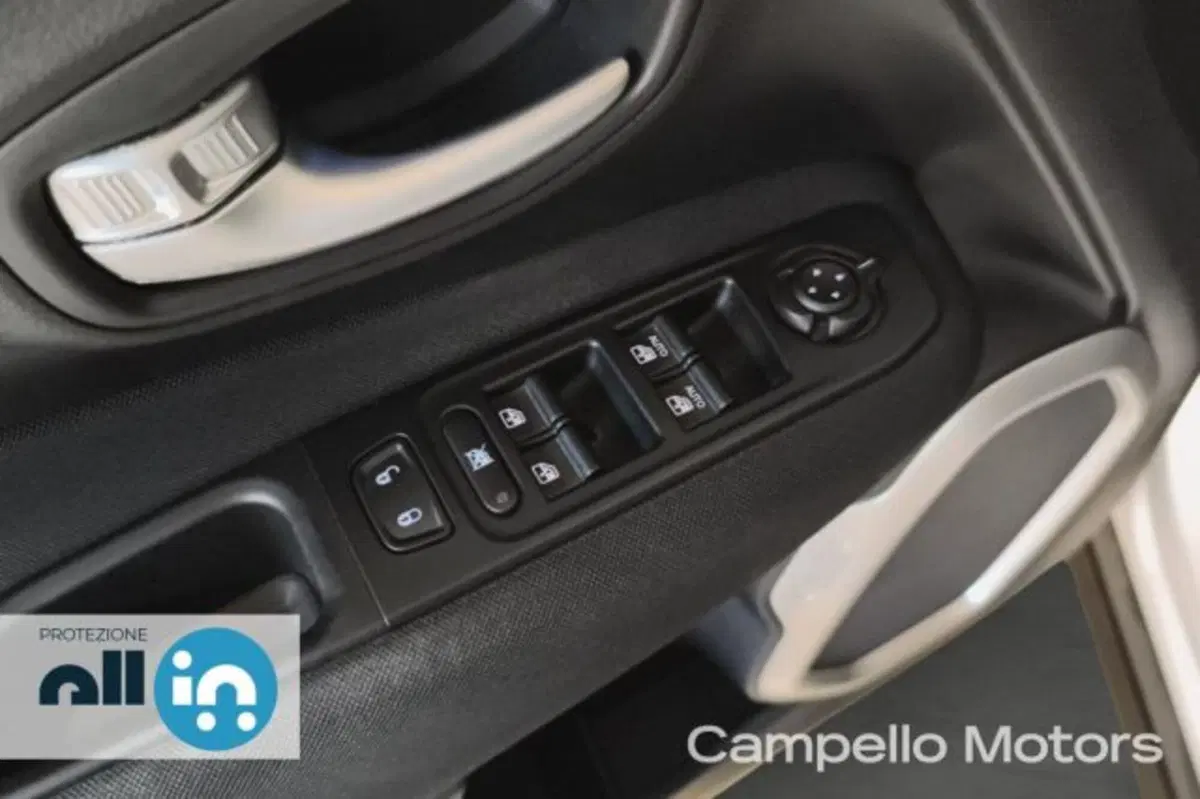 Jeep Renegade usata a Venezia (16)