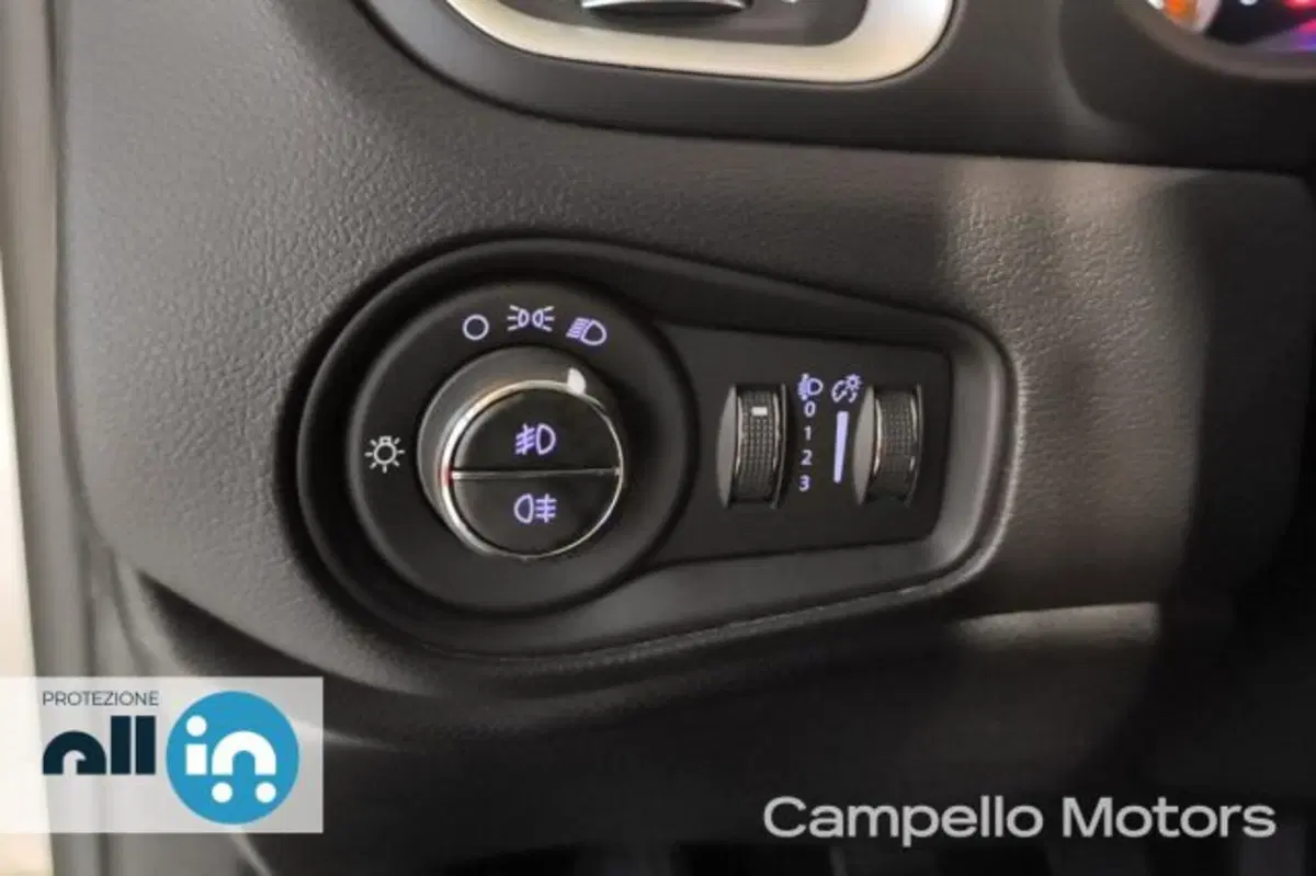 Jeep Renegade usata a Venezia (17)