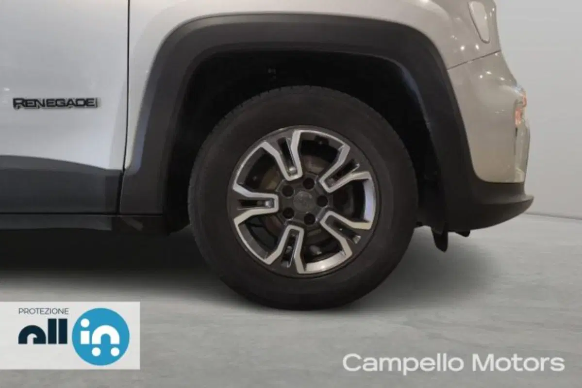 Jeep Renegade usata a Venezia (19)
