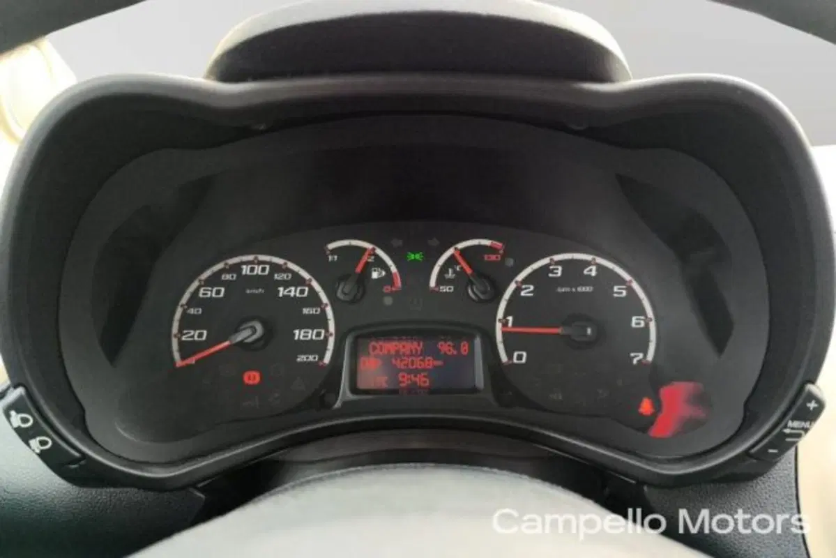 Ford Ka usata a Venezia (9)