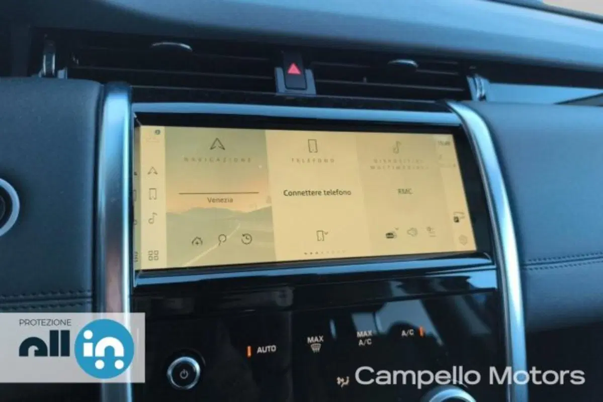 Land Rover Discovery Sport usata a Venezia (10)